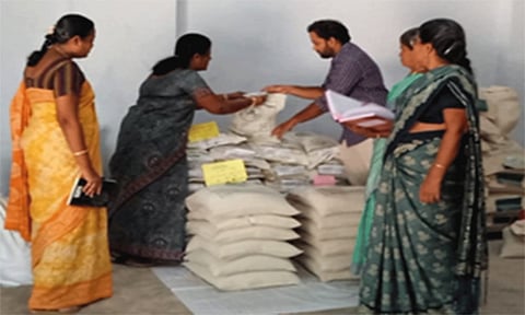 2,300 கிலோ விதைகள் விற்பனை செய்ய தடை