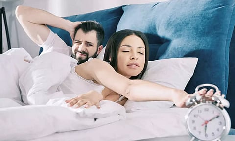 காலையில் படுக்கையை விட்டு எழும்போது தவிர்க்க வேண்டியவை