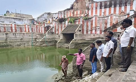 கன்னியாகுமரி பாபநாச தீர்த்த குளத்தில் தூய்மை பணி தீவிரம்