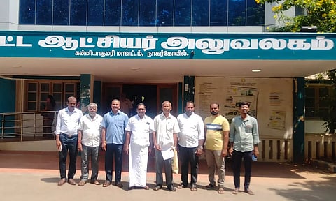 நாகர்கோவிலில் சுகாதாரக் கேடு நிலவுவதால் கோழிப்பண்ணையை இடம் மாற்ற வேண்டும்