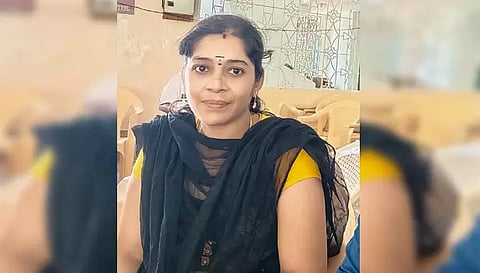 தற்கொலை செய்து கொண்ட ஜெயலட்சுமி.