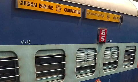 சென்னை-குருவாயூர் விரைவு ரெயில் சேவையில் மாற்றம்