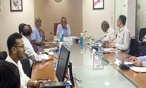 டெல்லியில் காவிரி நதிநீர் மேலாண்மை கூட்டம் தொடங்கியது