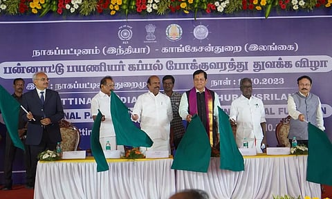 நாகையில் இருந்து இலங்கைக்கு பயணிகள் கப்பல் போக்குவரத்து தொடங்கியது