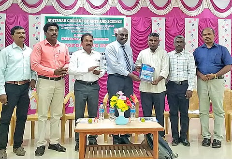 திருச்செந்தூர் ஆதித்தனார் கல்லூரியில் தேசிய கருத்தரங்கம்