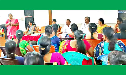 தொழில் முனைவோர் விழிப்புணர்வு முகாம்