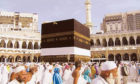 பெண்மையை போற்றுவோம்- (நபி)