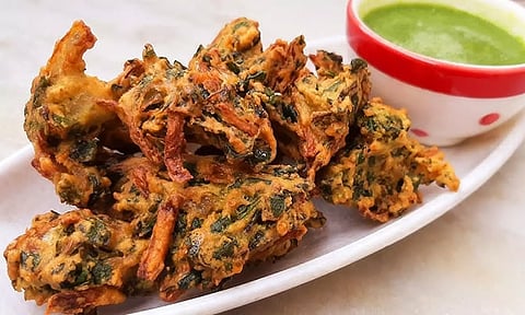 மொறு மொறுப்பான முருங்கைக்கீரை பக்கோடா