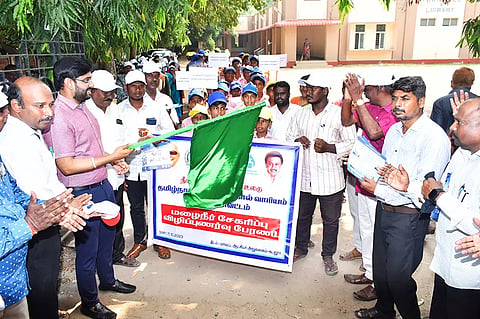 கடலூரில் மழைநீர் சேகரிப்பு விழிப்புணர்வு பேரணியை மாவட்ட கலெக்டர் அருண் தம்புராஜ் கொடியசைத்து தொடங்கி வைத்தார்.