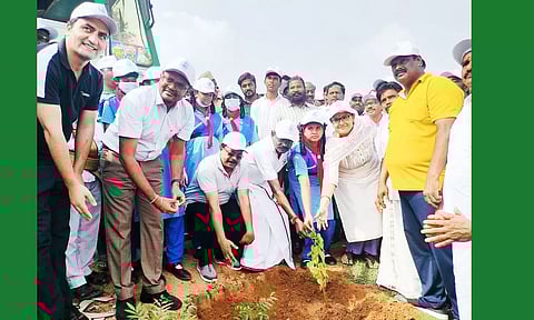 வைகை ஆற்றை தூய்மைப்படுத்தும் பணி