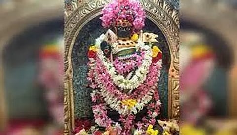 முருகன் கோவில்களில் சஷ்டியைமுன்னிட்டு சிறப்பு அபிஷேக ஆராதனை