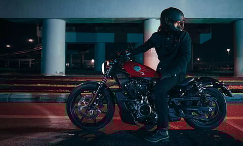 பைக்கிற்கு ரூ. 5 லட்சம் வரை தள்ளுபடி.. புக் பண்ணிட்டீங்களா?