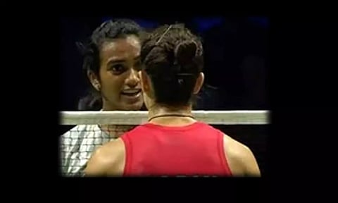 வார்த்தைப்போரில் பிவி சிந்து: மஞ்சள் அட்டை பெற்ற அரிய நிகழ்வு