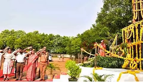 காவலர் வீர வணக்க நாள் அனுசரிக்கப்பட்டது