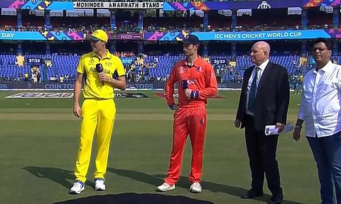 நெதர்லாந்துக்கு எதிரான போட்டியில் டாஸ் வென்ற ஆஸ்திரேலியா பேட்டிங் தேர்வு