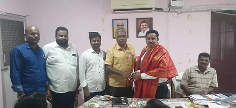 புதிய தாசில்தார் பொறுப்பேற்பு