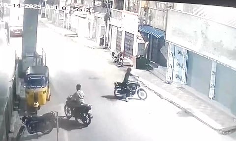 மார்த்தாண்டத்தில் இரு சக்கர வாகனம் திருடும் கொள்ளையர்களின் வீடியோ வைரல்