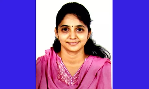 டாக்டர் நிவேதிதா கார்த்திகா