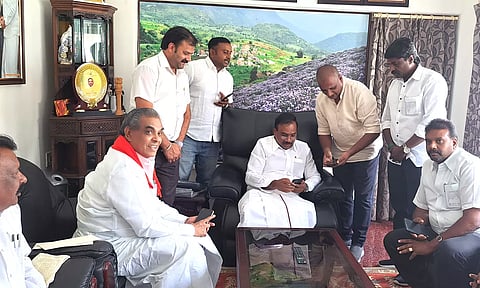 தி.மு.க.வின் நீட் விலக்கு பிரசாரம்: ஆ.ராசா எம்.பி கையெழுத்து