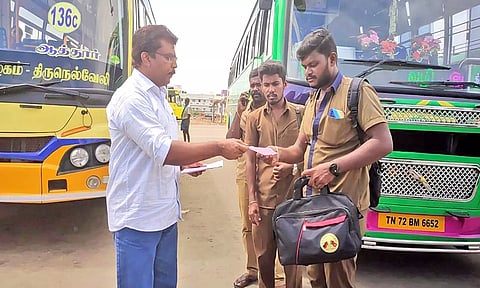 சங்கரன்கோவில் பகுதியில் இருந்து வருவாய், மின்வாரியத்துறை மீது லஞ்ச புகார் அதிகளவில் வருகிறது-லஞ்ச ஒழிப்புத்துறை டி.எஸ்.பி. பால்சுதர் தகவல்