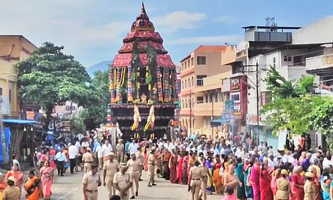 காசிவிஸ்வநாதர் கோவில் ஐப்பசி திருக்கல்யாண திருவிழா தேரோட்டம்