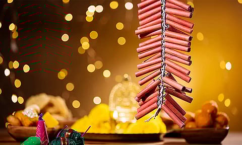 பட்டாசு இல்லாத தீபாவளியா? வாய்ப்பே இல்லை