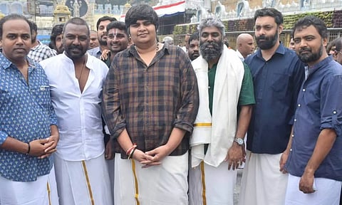 ஜிகர்தண்டா- 2 வெற்றிக்காக திருப்பதியில் சாமி தரிசனம் செய்த படக்குழு