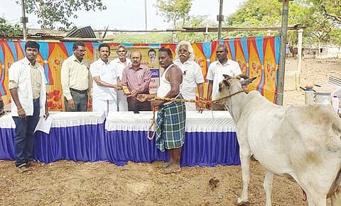 உடன்குடியில் கால்நடை சிறப்பு முகாம்