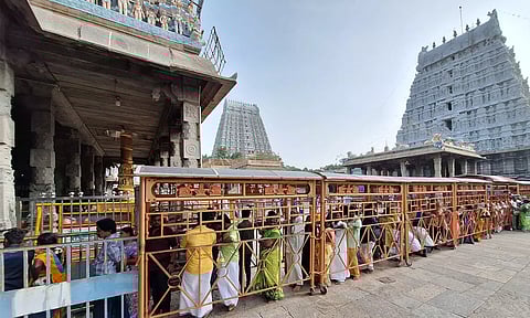 திருவண்ணாமலையில் கார்த்திகை தீப திருவிழா தொடக்கம்