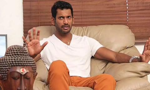 ரசிகையின் தளர்ந்த குரலை கேட்டதும் விஷால் சொன்ன ஒத்த வார்த்தை.. நெகிழ்ந்த நெட்டிசன்கள்