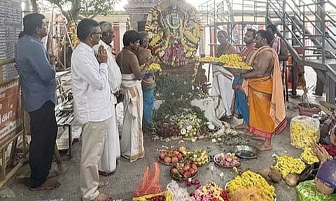 சிறுவாபுரி முருகன் கோவிலில் சத்ருசம்ஹார அர்ச்சனை