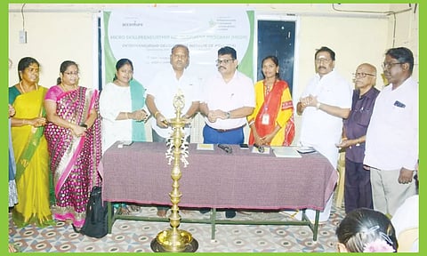 சுயதொழில் பயிற்சி தொடக்க விழா