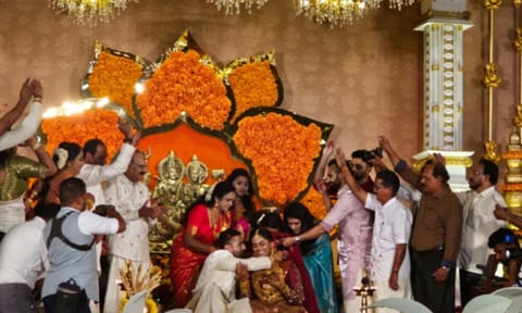 திருமணம் செய்து கொண்ட கோ பட நாயகி: நடிகர்-நடிகைகள் நேரில் வாழ்த்து