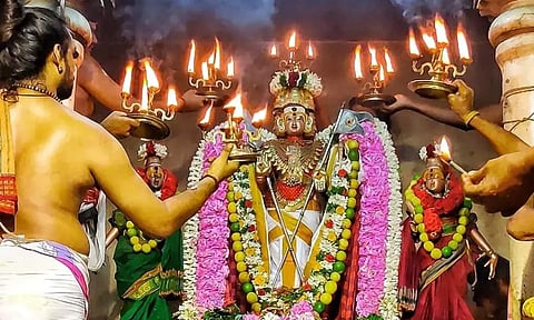 ஆன்மிகம்: இன்றைய முக்கிய நிகழ்வுகள் மற்றும் பஞ்சாங்கம்