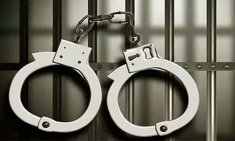 ஈரோட்டில் ரூ.15 ஆயிரம் மதிப்பிலான கஞ்சா பறிமுதல்; 2 பேர் கைது