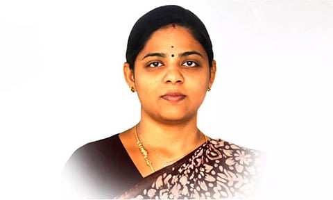 திவ்யா மணிகண்டன்