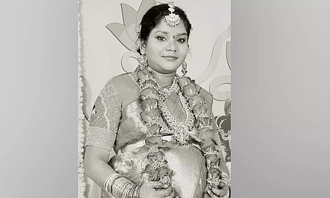 கணவரும் உடன் இருக்கலாம் என்ற விளம்பரத்தை பார்த்து சேர்த்தனர்: பிரசவத்தின்போது இளம்பெண் உயிரிழப்பு