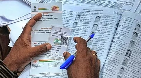 குன்னூரில் வாக்காளர் பட்டியல் சிறப்பு முகாம்