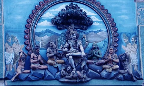 வித்தியாசமான தெட்சிணாமூர்த்தி