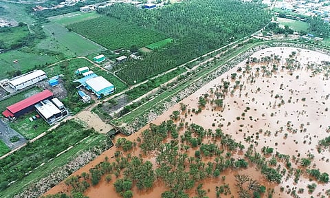 கோவை அருகே 32 ஆண்டுகளுக்கு பிறகு நிரம்பும் சின்னவேடம்பட்டி ஏரி