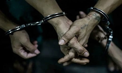 பணம் வைத்து சூதாட்டத்தில் ஈடுபட்ட 5 பேர் கைது