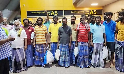 இலங்கை சிறையில் இருந்து விடுவிக்கப்பட்ட மேலும் 21 ராமேசுவரம் மீனவர்கள் சென்னை திரும்பினர்