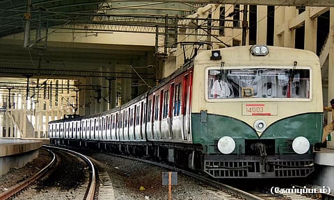 ஒரு மணி நேரத்திற்கு ஒருமுறை சென்னை புறநகர் மின்சார ரெயில் இயக்கம்