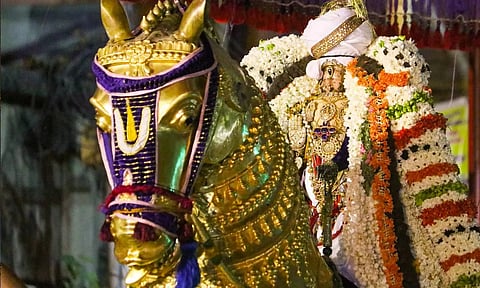 குதிரை வாகனம்