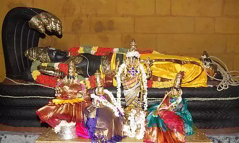 ஸ்ரீரங்கத்தில் வைகுண்ட ஏகாதசி திருவிழா நாளை தொடக்கம்