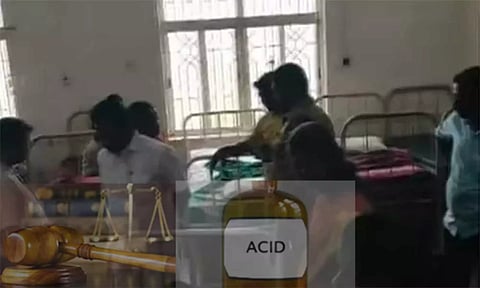 தனியார் பள்ளி பஸ்சில் ஆசிட் வாங்கி வைத்த கிளினர் மீது வழக்கு