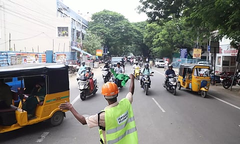 ஓஎம்ஆர் சாலையில் போக்குவரத்து மாற்றம்- சென்னை மாநகர போக்குவரத்து காவல்துறை