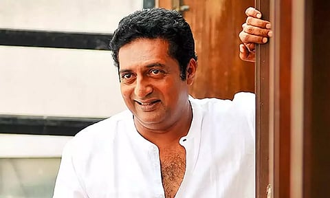 எனக்கு ஆதரவாக நின்ற அனைவருக்கும் நன்றி- நடிகர் பிரகாஷ் ராஜ் ட்வீட்