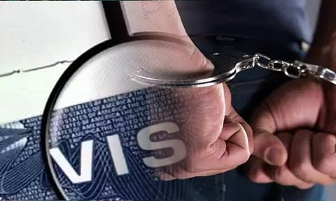 போலி கல்வி நிறுவனம் நடத்தி 500 பேருக்கு சான்றிதழ்கள்: 4 பேர் கைது