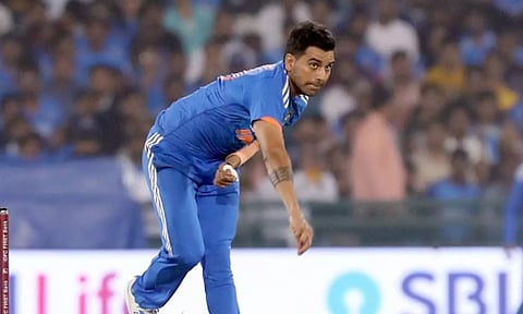 தீபக் சாஹருக்கு பதில் மாற்று வீரர் அறிவித்தது பிசிசிஐ